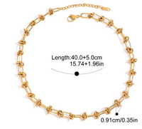 Knot Necklace