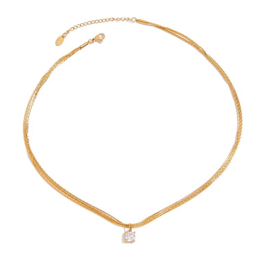 Lia Necklace