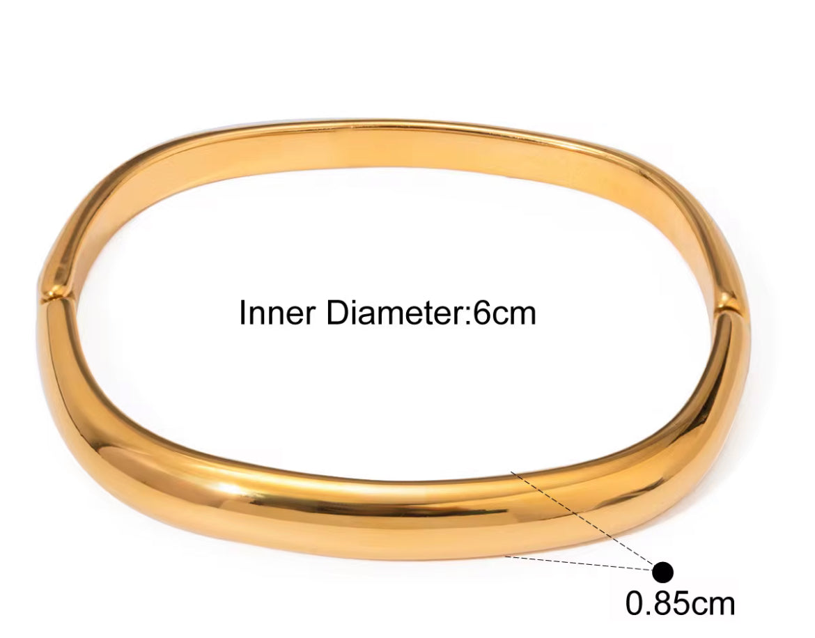 Lori Bangles