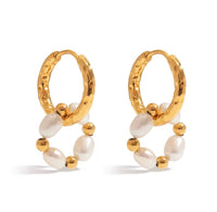 Pearl gold Earring