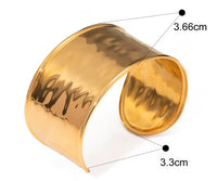 Large Textured Cuff