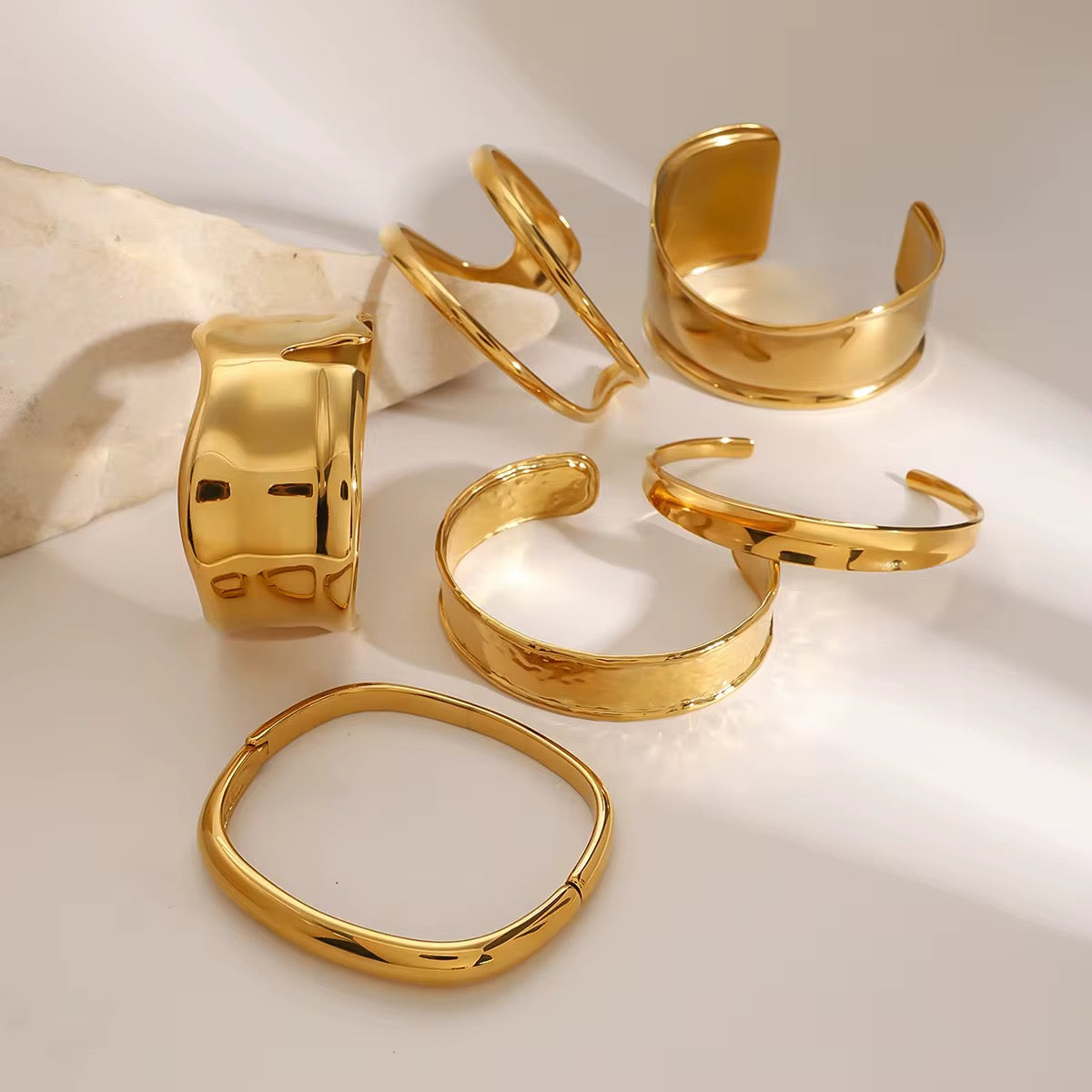 Lori Bangles